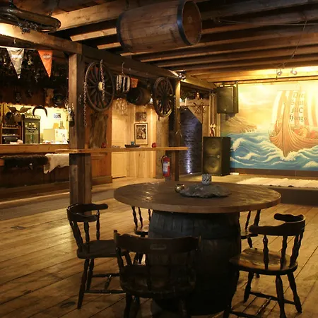 Viking Motel
